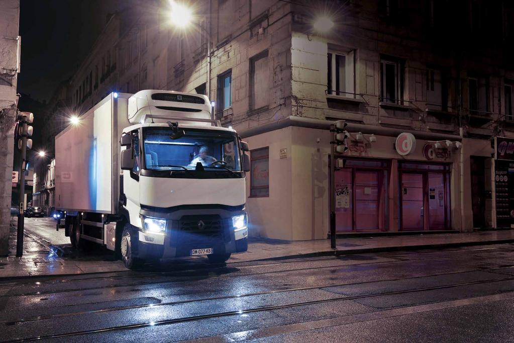 KUORMA-AUTON TULEE OLLA AINA LUOTETTAVA Renault Trucks auttaa sinua täyttämään asiakkaittesi odotukset ja heille antamasi lupaukset.