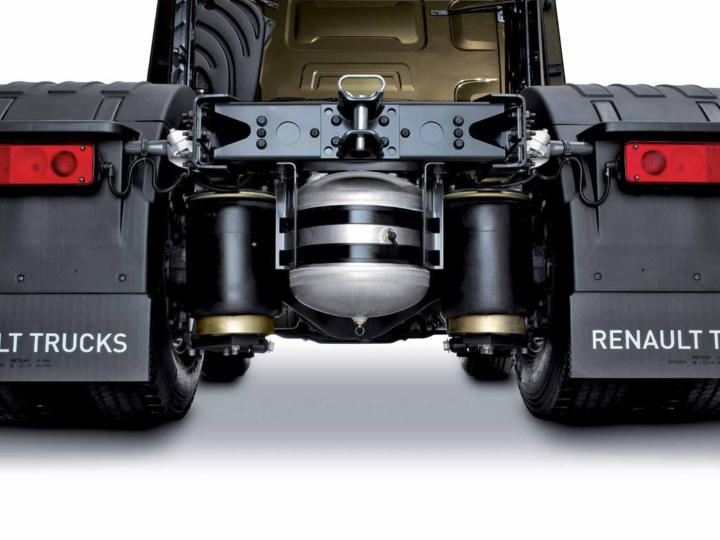 14 15 renault trucks_mallisto T AJA PIDEMMÄLLE JA PIDEMPÄÄN Renault Trucksin uuden