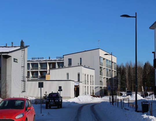 Autotalli voi olla myös asuinrakennuksen osana. Kerrostalo- ja townhouse -kortteleissa rakennuksen pohjakerroksiin voi rakentaa pysäköintiä.