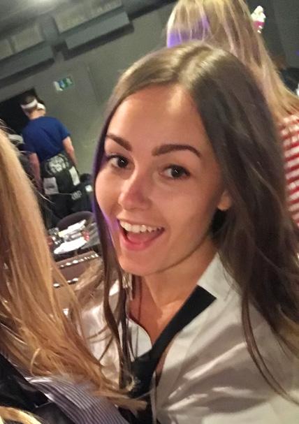 Kaplaakissa toimin kiltahuonetoimihenkilönä eli huolehdin kiltahuoneen siisteydestä ja kahvin/teen hankkimisesta.