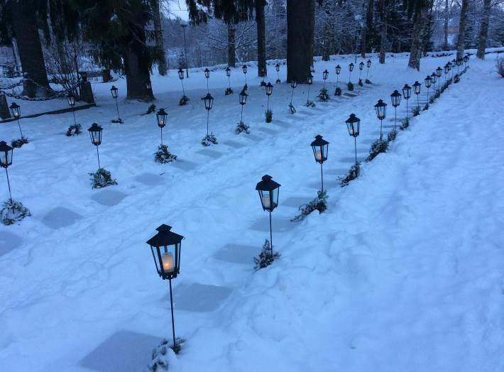 Hallinto, sopimusyrittäjät ja -yritykset sekä tilintarkastajat Hallitus vuodelle 2017 on ollut seuraava: