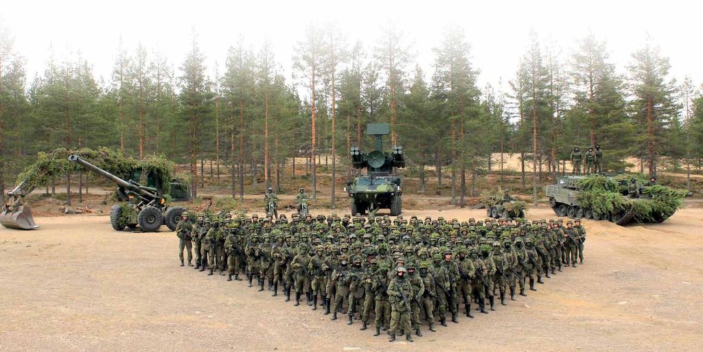 Tiedustelujoukkue - taistelutekniikkaa sekä fyysinen toimintakyvyn kehittämistä ja ylläpitoa Valmiusyksikön tiedustelujoukkue on haastaviin ja monipuolisiin tiedustelutehtäviin koulutettava joukkue,