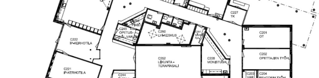 C Tästä tilasta tulisi poistaa seinäkaakelit ja muuttaa tila mahdollisimman hyvin ääntä vaimentavaksi.