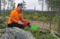 Paljon oli ihmisiä ostamassa.