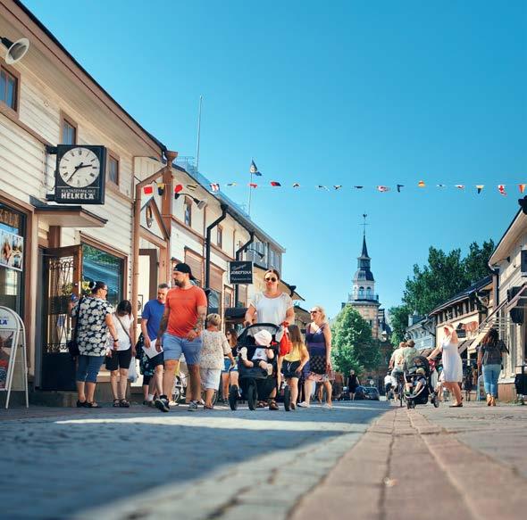 Liike-elämä on Vanhassa Raumassa ollut aktiivista aina 1800-luvulta lähtien ja alueen merkitys kaupankäynnin keskuksena on onnistuttu säilyttämään.