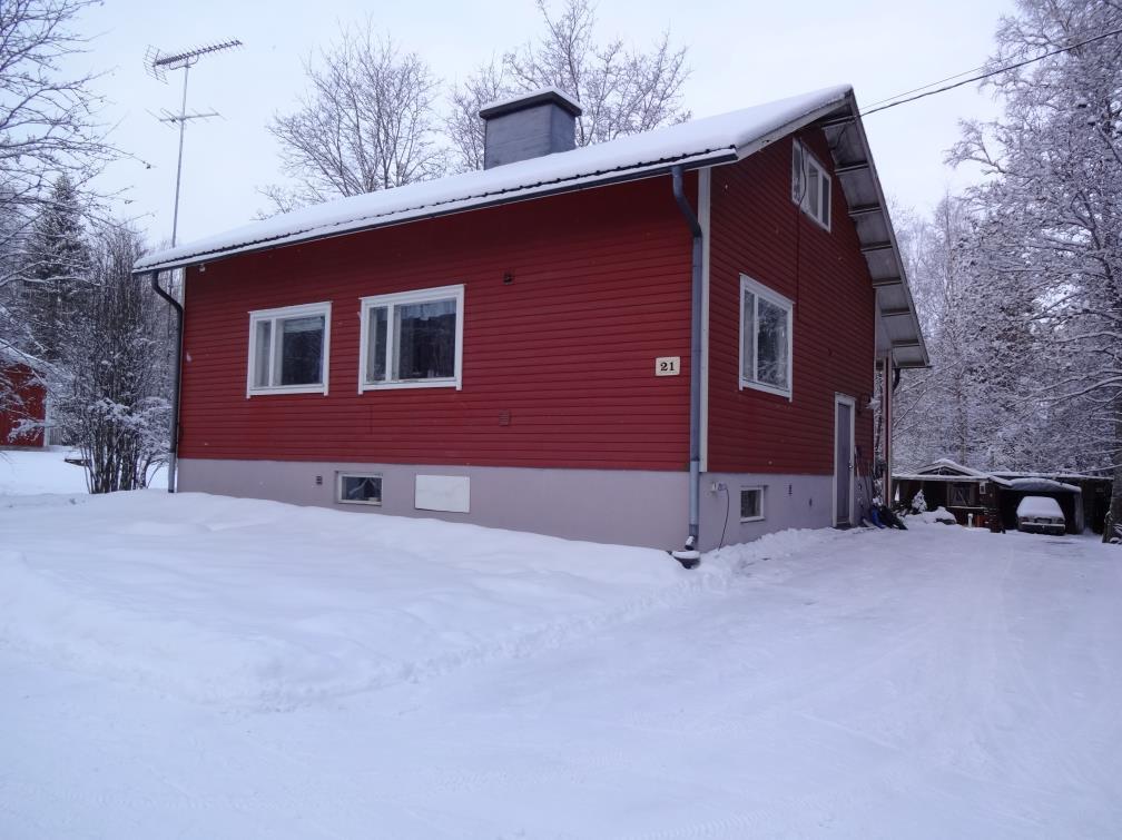 KOHDE 3 Lylytie 21 Kiinteistön yhteyshenkilö: Kari Koistinen p. 050-4936299 Maanvarainen asuinrakennus. Kantavat rakenteet betonia/puuta.