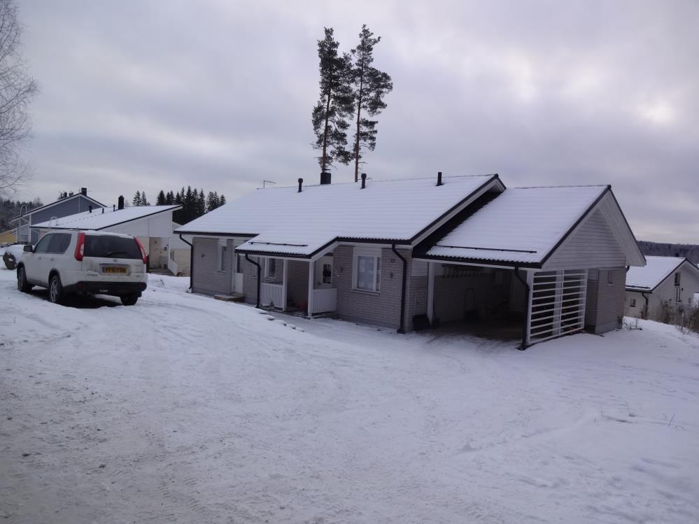 KOHDE 14 Huhtimonkatu 23 Kiinteistön yhteyshenkilö: Stephan Arts p. 040-8400136 Maanvarainen asuinrakennus. Kantavat rakenteet puuta.