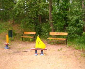 Mikäli tarkastuksissa tai huollon yhteydessä havaitaan välineissä erittäin vakavia turvallisuuspuutteita, tulee välineen käyttö estää tarkastajan/huoltajan sopivaksi katsomalla tavalla esimerkiksi