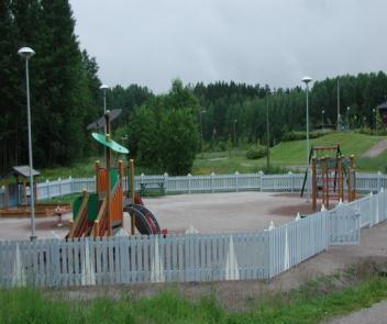 2. Toimintapuistot ja puistojen ylläpitäjät Puistot ovat yleisiä alueita, jotka on tarkoitettu leikkiin, liikuntaan, oleskeluun ja lähiluonnon tarkkailuun.