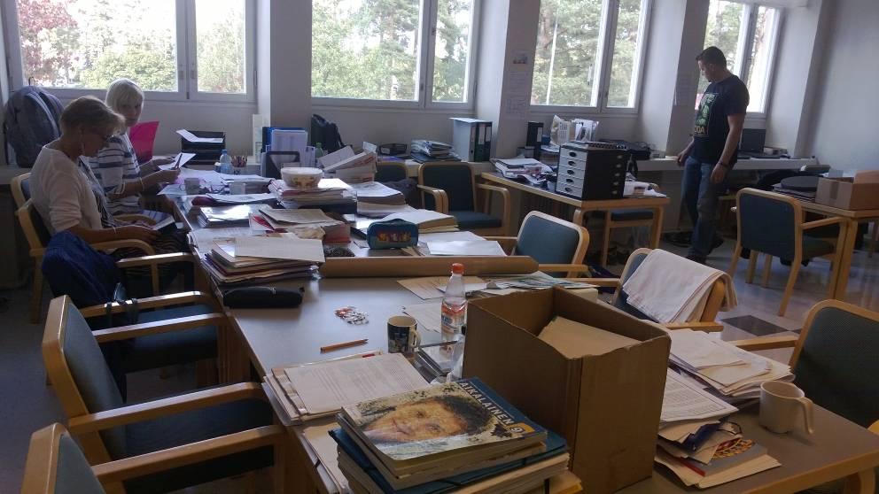 Jonkin verran pölyä tuulikaapin kiertoilmapuhaltimilla.