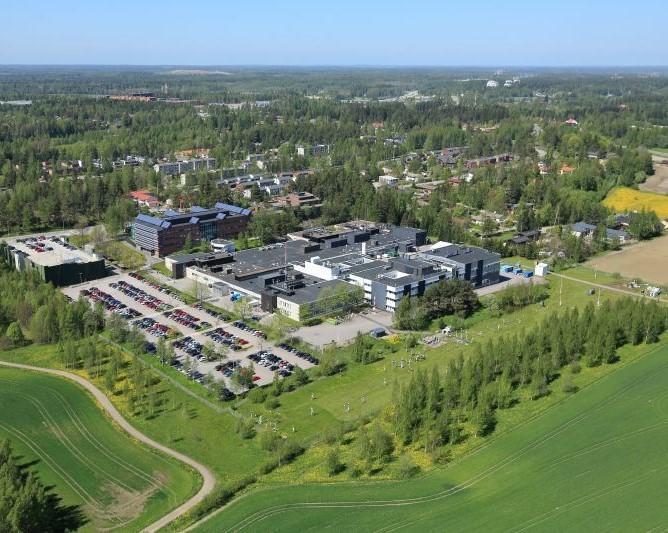 Uusi rakennus T&K-tarpeisiin Noin 7 900 m² rakennus lähinnä T&Ktoimintojen käyttöön noin 300 työntekijälle Monipuoliset ja nykyaikaiset laboratoriotilat Hankkeen tavoitteena luoda muunneltavat ja