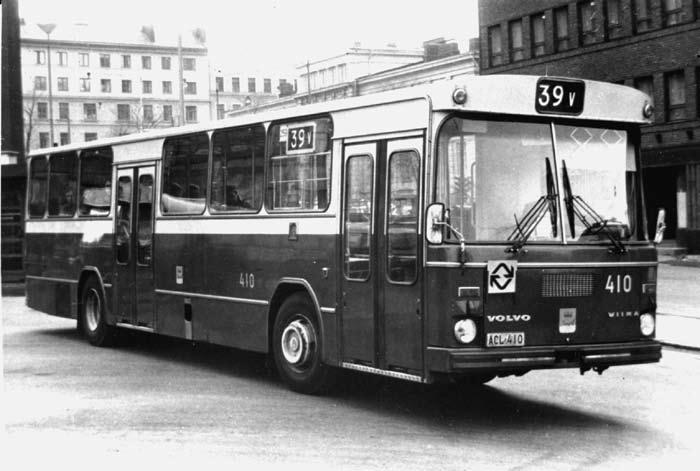 Kuva Bo Ahlnäs, Helsinki. Helsingin kaupungin liikennelaitos 405, Scania-Vabis B7563 / Wiima vm. 1960.