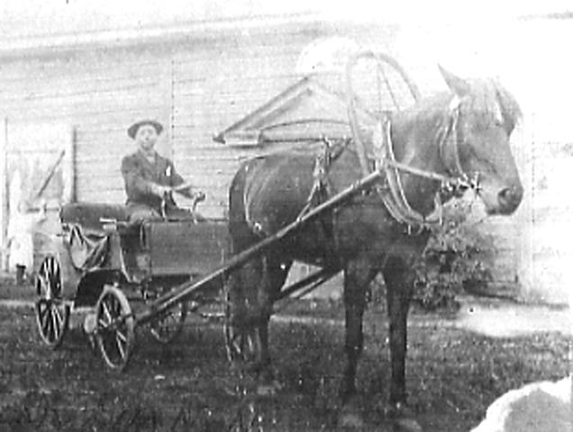 Vuosi 1919 6 tijat elokuun 9 päivänä kuljettamaan neljää vangittua kalastajaa Metsäpirtistä Käkisalmeen, mutta eivät nämä vangitut koskaan ole Käkisalmeen joutuneet, vaan ovat kadonneet