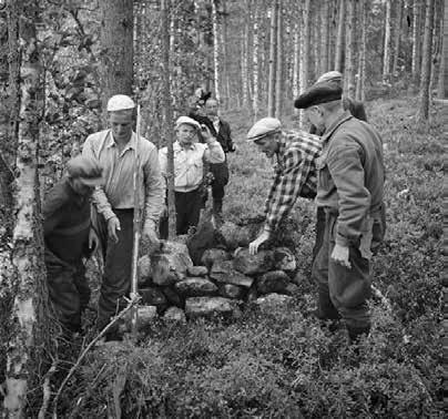 VALTA Rajakivet hakattuja rajamerkkejä. Esimerkiksi vanhoja valtakunnan rajaa osoittavia kiviä tiedetään 1800-luvulla hyödynnetyn myös isojaon rajamerkkeinä.