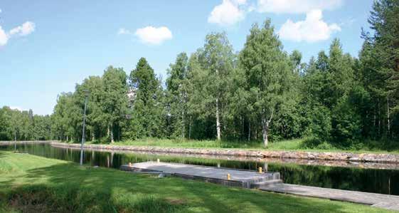 LIIKKUMINEN Kivikanavat Varistaipaleen kanava rakennettiin Heinäveden reitin kanavoinnin toisessa vaiheessa, jolloin reittiä jatkettiin pohjoiseen Juojärvelle. Kuva Leena Lahdenvesi-Korhonen.