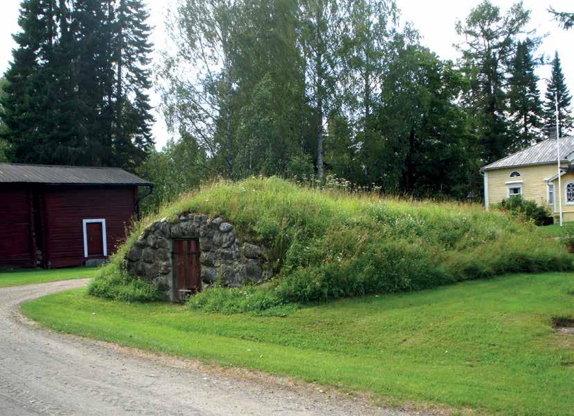 PIHAPIIRI Kivikellarit KIVIKELLARIT Ruokatavaran varastoiminen talveksi on ollut oleellinen osa historiallisen ajan maanviljelyyn ja karjanhoitoon perustuvaa elinkeinoa.