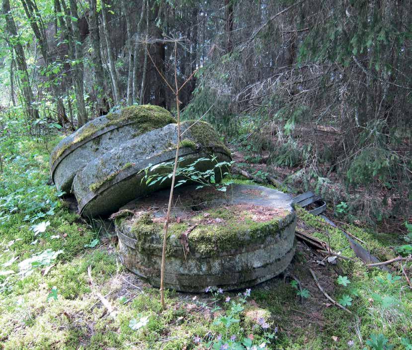 Myllynkivet ovat yksi esimerkki kiven perinteisestä käyttötarkoituksesta. Kun myllyn toiminta on loppunut, on laakeita myllynkiviä saatettu hyödyntää esimerkiksi aitan porraskivenä.