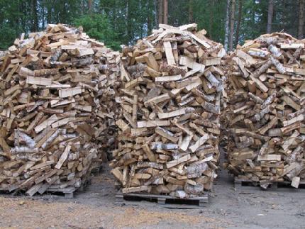 Esimerkkejä, pilkkeet käsittely-yksiköissä Pienehköissä käsittelyyksiköissä pilkkeet