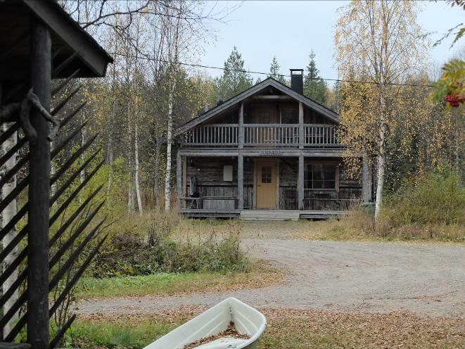 välillä oleva kelkkaura