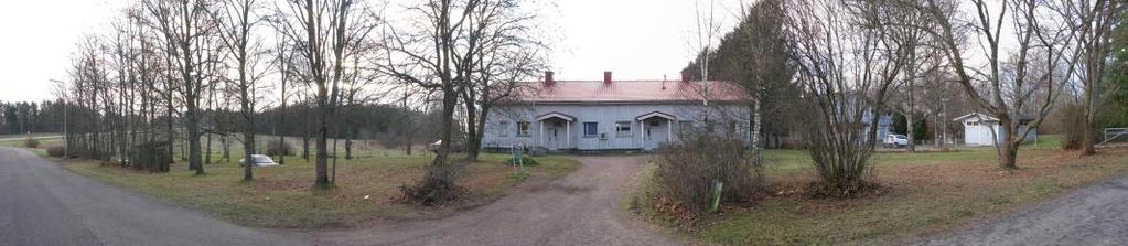 Alue sijaitsee Rantapuiston ja vanhan vedenpuhdistamon eteläpuolella, noin kilometrin päässä Järvenpään keskustasta.