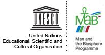 Man and the Biosphere -ohjelma (MAB) Kansainvälinen verkosto ekologisen, taloudellisen ja sosiaalisen kestävyyden edistämiseen 669 biosfäärialuetta 120 maassa Biosfäärialueet Pohjoismaissa Suomessa