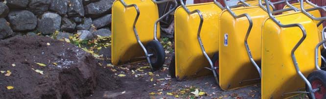 Parkkimummi tai -vaari Alakoululaisten iltapäiväparkkeihin kaivataan aikuisia jutustelemaan, pelailemaan ja vaikka
