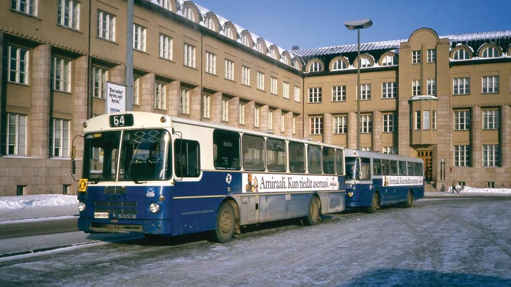 HKL 955, Scania BR111M57 / 5700 / Wiima vm. 1973, Simonkentällä.