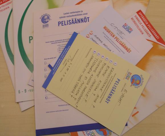5. TOIMIVA JOUKKUE SEURASSA Seura pyrkii muodostamaan juniorijoukkueet jokaiseen ikäryhmään. Joukkueen koko on noin 12-20 pelaajaa (seura määrittelee itse).