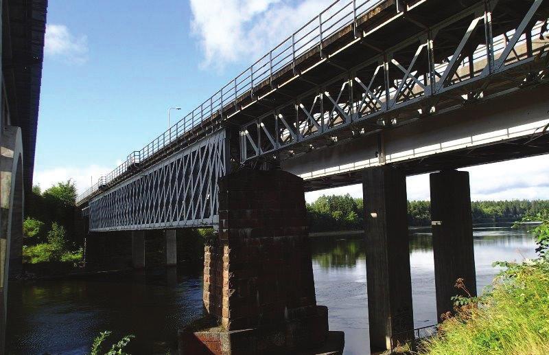 SILKO 1.302 RAKENTEELLISET KORJAUKSET YLEISOHJE 7 Ensimmäiset vinoköysisillat maanteillemme rakennettiin 1980-luvun lopussa ja 1990-luvun alussa.