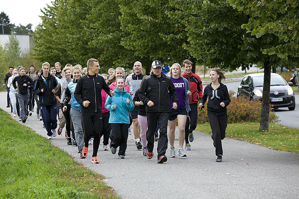 HYVINVOINA OPISKELIJA = TULOKSEKA OPISKELIJA RIITTÄVÄ OPISKELU