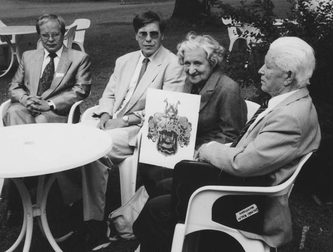 Huittisissa Kivirannan pihalla kesällä 1993 Pekka
