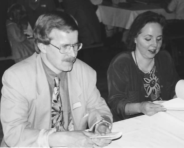 Sukujuhlissa 1993 Pertti ja