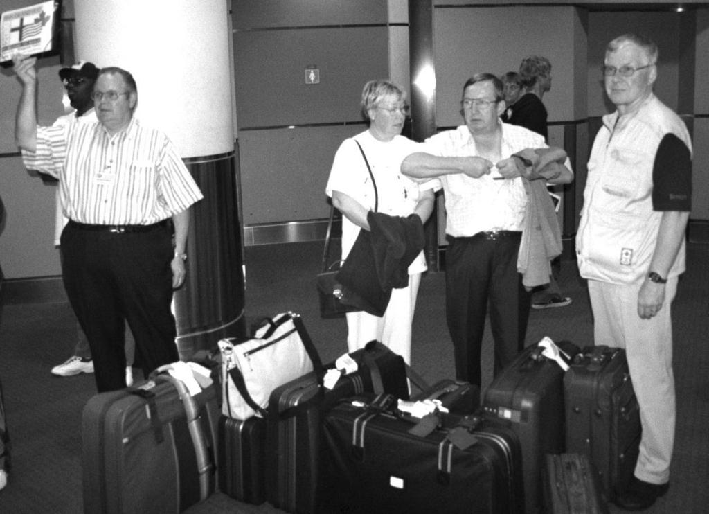 Tallinnan risteilyllä 1999 eturivissä Ritva