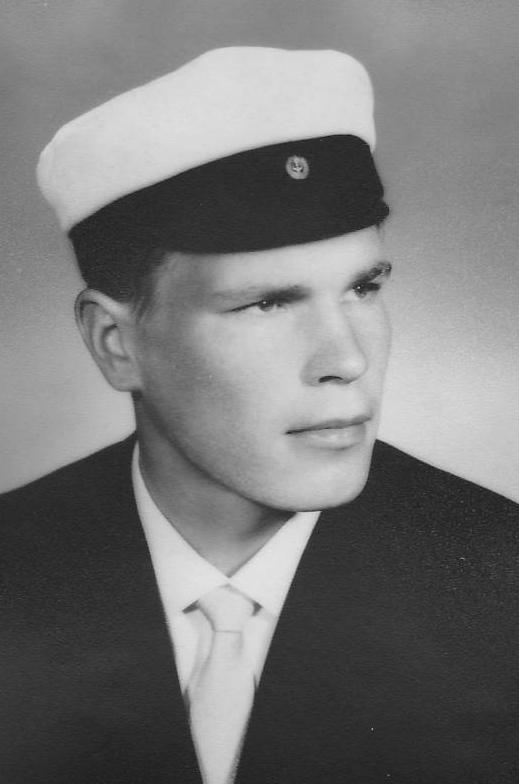Häiriintynyt lukiolainen ampui Helenan ja seitsemän muuta ihmistä keskellä koulupäivää 7.11.2007. Hyvinkäällä rivitalossa asuneeseen perheeseen kuului kaksi poikaa, Panu ja Mikko.