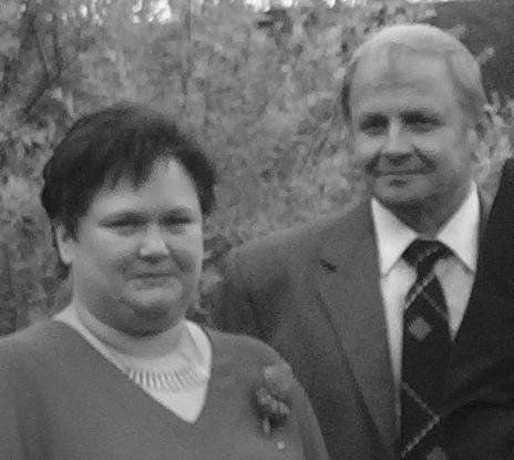 Vuonna 2007 kuollut Airi oli naimisissa Leo Lindholmin kanssa.