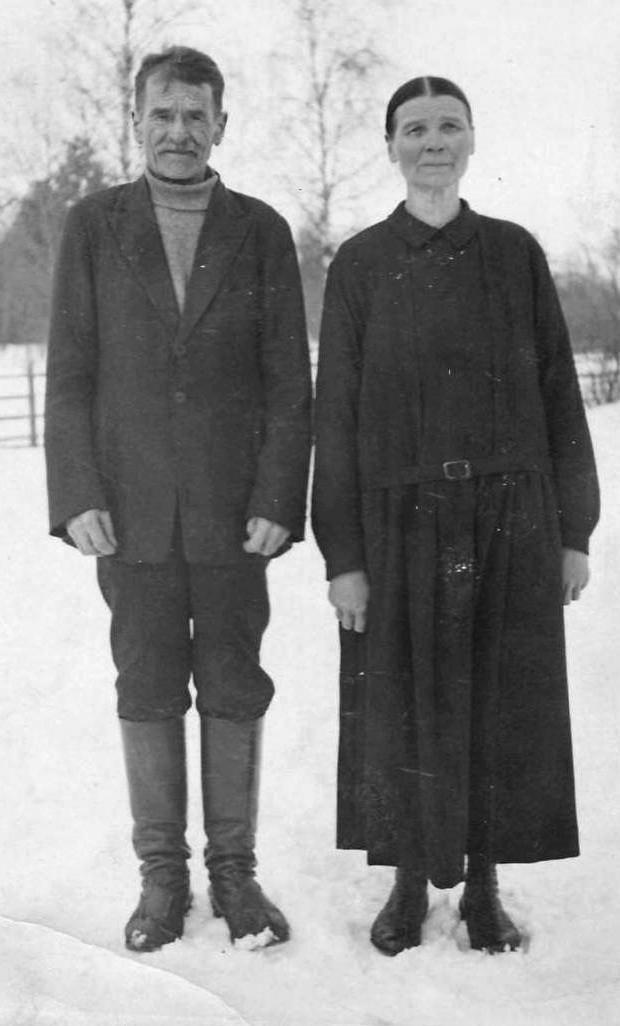 Jaakko Antinpoika Kalmin jälkeläiset Jaakko Kalmi (1823 1903) oli Antti Kalmin ja Katariina Kaukisen lapsista nuorin. Hänen ensimmäinen vaimonsa oli Liisa Kirjavainen.