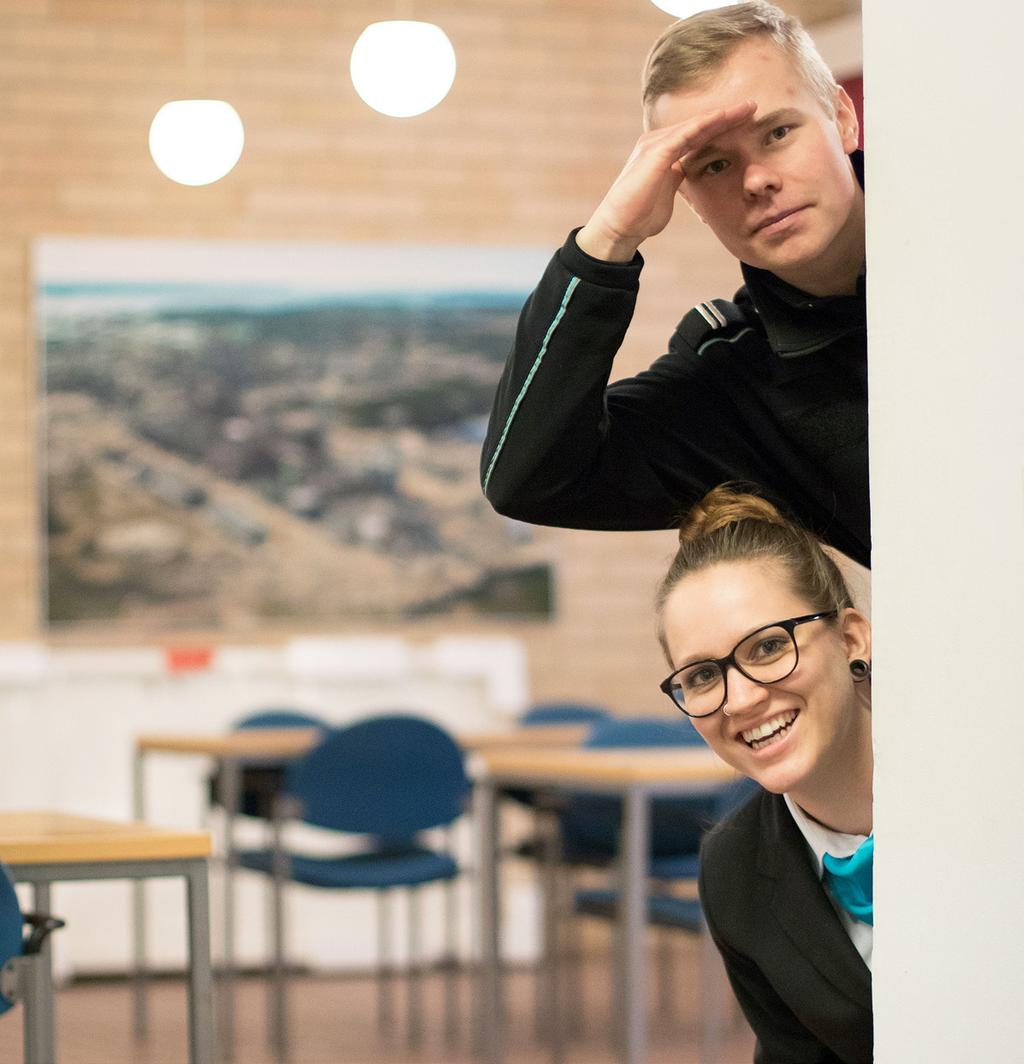 VUOSIKERTOMUS 2017 Ensiluokkaista