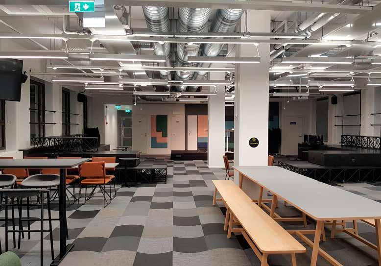 Laajuus: Hotellihuonekerrokset 16 860 brm 2, koko kiinteistö 41 566 brm 2 Rakennusaika: 2016 2018 Urakkasumma: 15 Milj.
