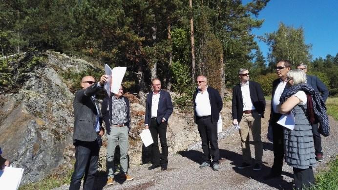 A S U N T O M E S S U H A K E M U S N A A N T A L I 2 0 2 2 Sivu 11/11 Naantalin kaupungin sitoutuminen hankkeeseen ja yhteistyö eri osapuolien kanssa Naantalin kaupunginvaltuusto on päättänyt hakea