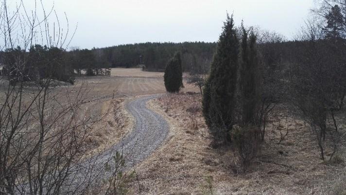 ASUNTOMESSUHAKEMUS NAANTALI 2022 Asuntomessualue Loivasti kumpuilevat pellot ja