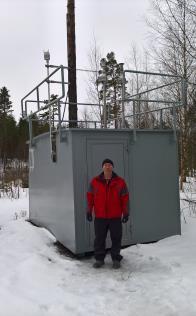 etäisyys 13 m suunta E, NE, SE asuintalo, etäisyys 45 m suunta NW, N Mittalaitteet: - Environnement AC-31M: NO-