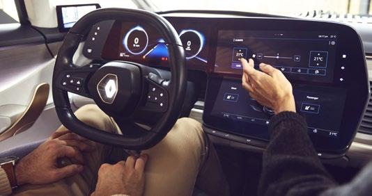 Renault on myös tavara-autoissa Euroopan toiseksi eniten myyty merkki. Suomessa Renaultilla oli vuonna 2017 jo neljäs perättäinen kasvun vuosi, vauhdin vain kiihtyessä loppuvuotta kohden.