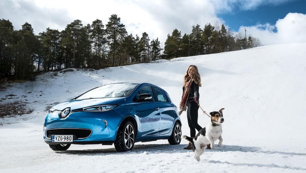 Renault ZOE otti paikkansa Suomen sähköautomarkkinoilla Uusi Renault ZOE toimintamatka on 400 km* Renault on Euroopassa sähköautojen myynnissä johtava merkki, jonka kumulatiivinen myynti ylitti