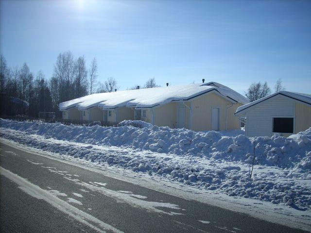 322 Rovankatu Pienalueeseen kuuluvat Kiveliönkadun ja Rovankadun varrella sijaitsevat 198-9 ja 2-luvulla rakennetut rivitalo- ja