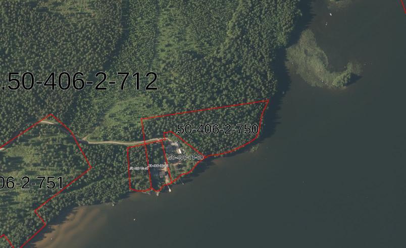 Haaroitukset 2 x 63 mm Kolakosken suuntaan ovat yksityisessä omistuksessa olevia putkia, jotka palvelevat jo olemassa olevaa rakennuskantaa.