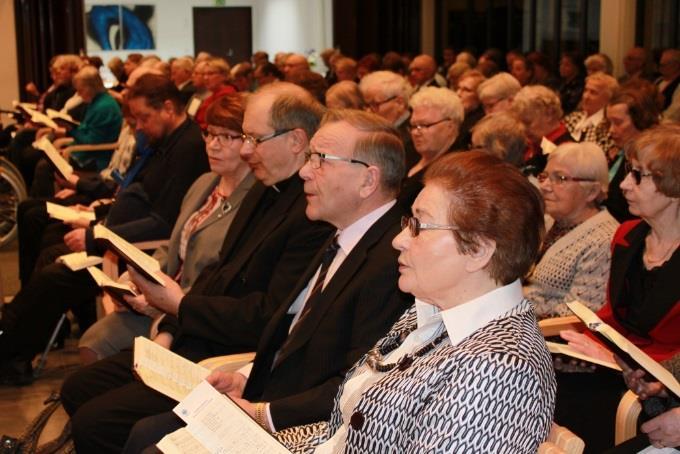 Syysjuhlilla julkistettiin vuoden 2018 hymymummoksi Kyllikki Ojala ja