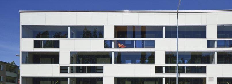 Telakuvioitu pinta Maalattu Cembrit Color Balcony Cembrit Color Plus -väreissä Sileä pinta 1250 x 3050 15,1 1220 x 3040 15,1 Painot eivät sisällä lavapainoa n. 35 kg.