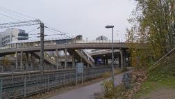 Sosiaalinen turvallisuus Turvallisuuden parantaminen on toistuvasti tärkeimpiä tai kaikkein tärkein toive kun asukkailta ja liikkujilta on kysytty näkemyksiä asemaympäristöjen kehittämiseen suora