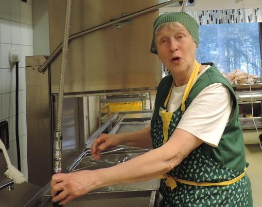 Odotamme uusilta sisarilta uusia tuulia toimintaamme ja vanhoilta sisarilta ideoita, miten voimme auttaa uusia pääsemään toimintaamme sisälle, toimimaan aktiivisesti ja sitoutumaan sotilaskotityöhön.