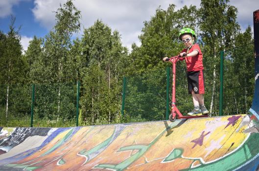 rakennus- ja ympäristölupien valvonta, toimitilat, kuntatekniikka, kiinteistöt, asuminen, maanhallinta ja ostot / luovutus,